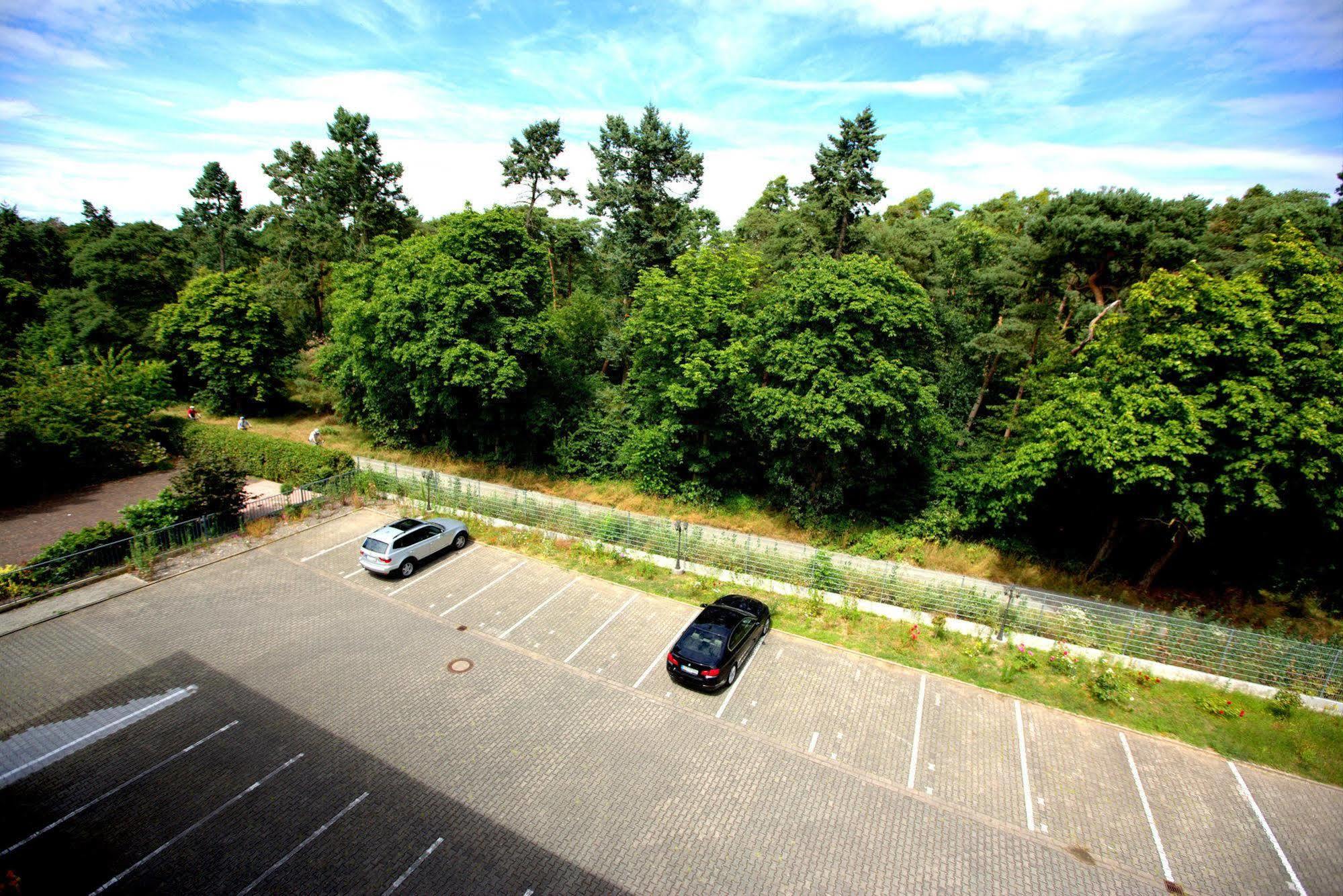 Airport Hotel Walldorf Moerfelden-Walldorf Bagian luar foto