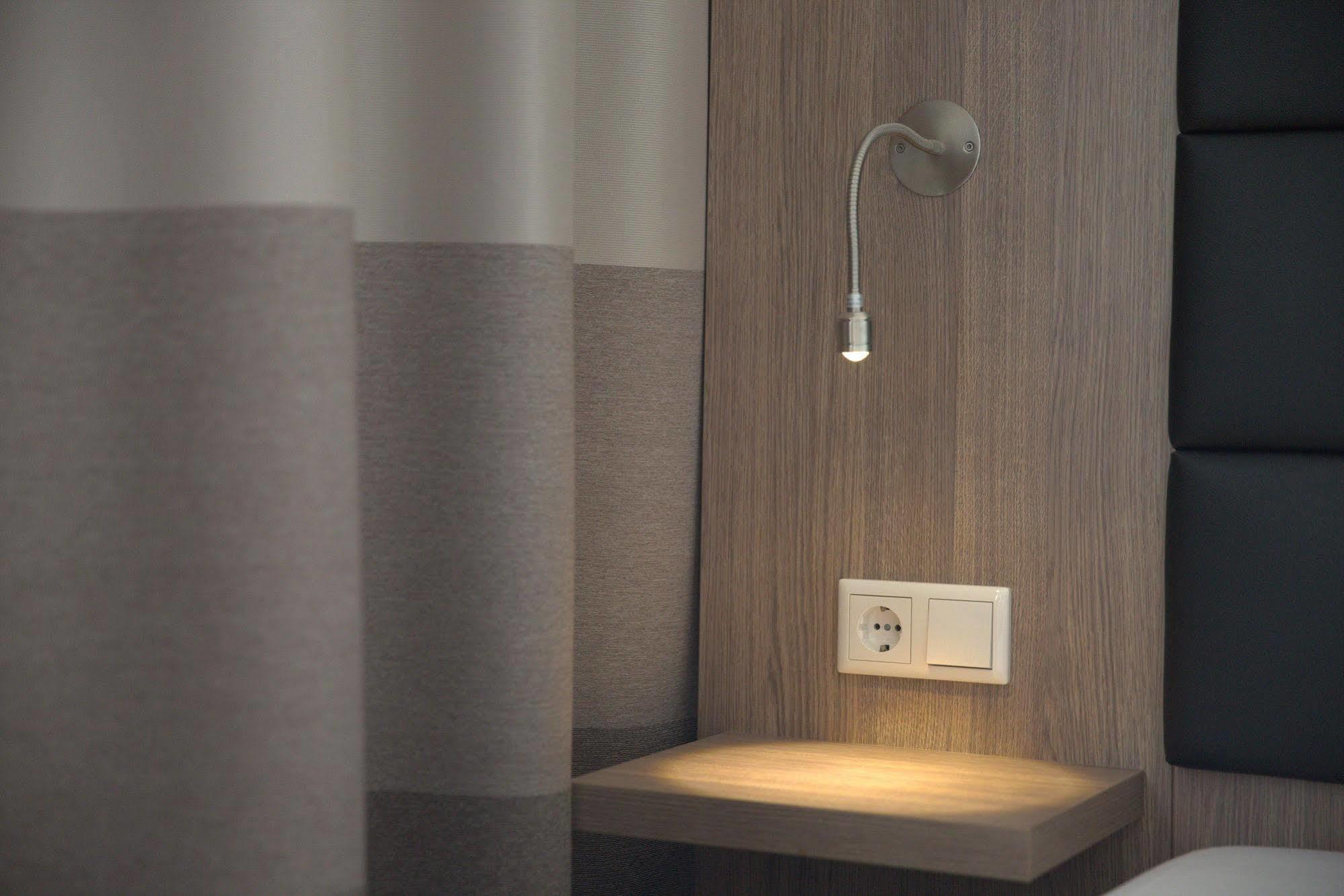 Airport Hotel Walldorf Moerfelden-Walldorf Bagian luar foto